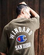 チャンピオン × ウィンダンシー「リバース ウィーブ」スウェット