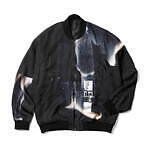 ユリウス“総柄グラフィック”リバーシブルブルゾン、伊勢丹新宿店 メンズ館限定で｜写真1