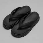 シャカ24年夏トングサンダル、“最軽量”厚底ソール×マットなブラックで｜写真7