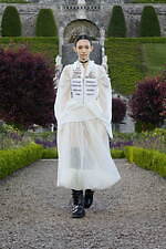 ディオール 2025年リゾートウィメンズコレクション - スコットランドへ、記憶と連想の旅｜写真19