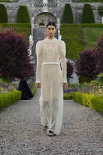 ディオール 2025年リゾートウィメンズコレクション - スコットランドへ、記憶と連想の旅｜写真63