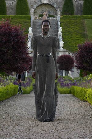 w300_dior_25_resort_073.jpg