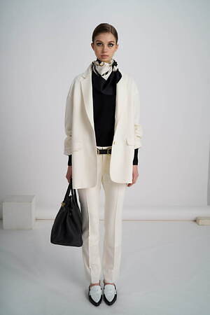 アキコオガワ(AKIKO OGAWA.) 2024-25年秋冬ウィメンズコレクション  - 写真55