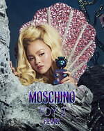 モスキーノ“テディベア型香水”ジャスミン×ソルティレモンの24年夏フレグランス、煌めく虹色ボトルで｜写真3