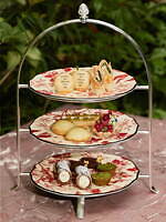 グッチのレストランが贈るアフタヌーンティー、テラス席でイタリア伝統スイーツ＆セイボリーを味わう｜写真1