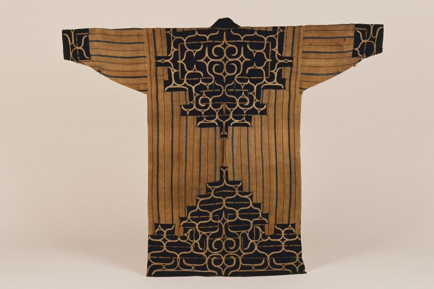 美術館｜企画展「民藝 MINGEI」富山県美術館で、“衣・食・住”をテーマに名品約150件が集結