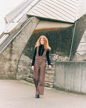 リヴィントーン(LIVINGTONE) 2024-25年秋冬ウィメンズコレクション  - 写真10