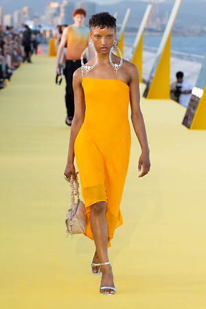 デシグアル(Desigual) 2025年春夏ウィメンズ&メンズコレクション  - 写真5