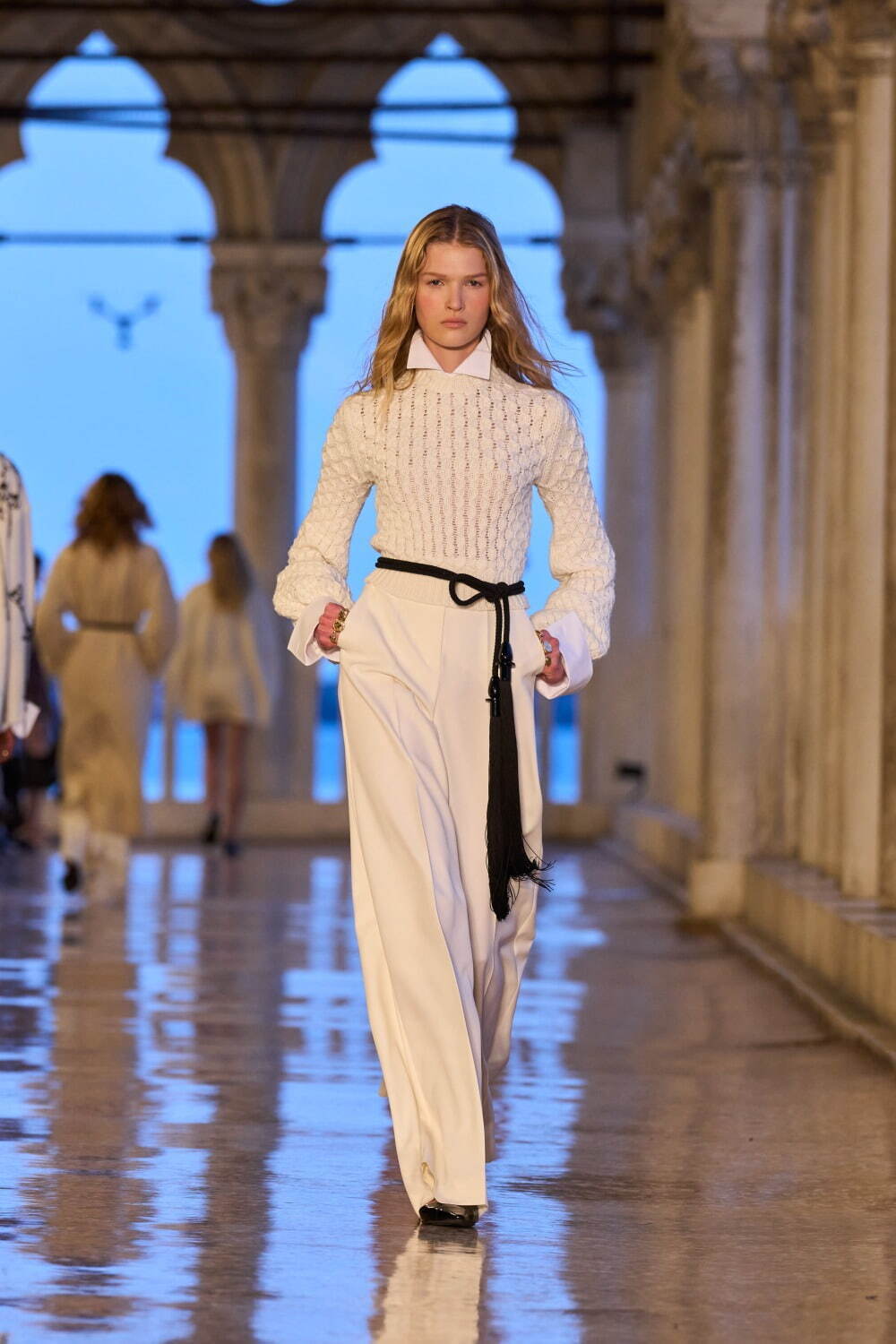 マックスマーラ(Max Mara) 2025年リゾートウィメンズコレクション  - 写真13