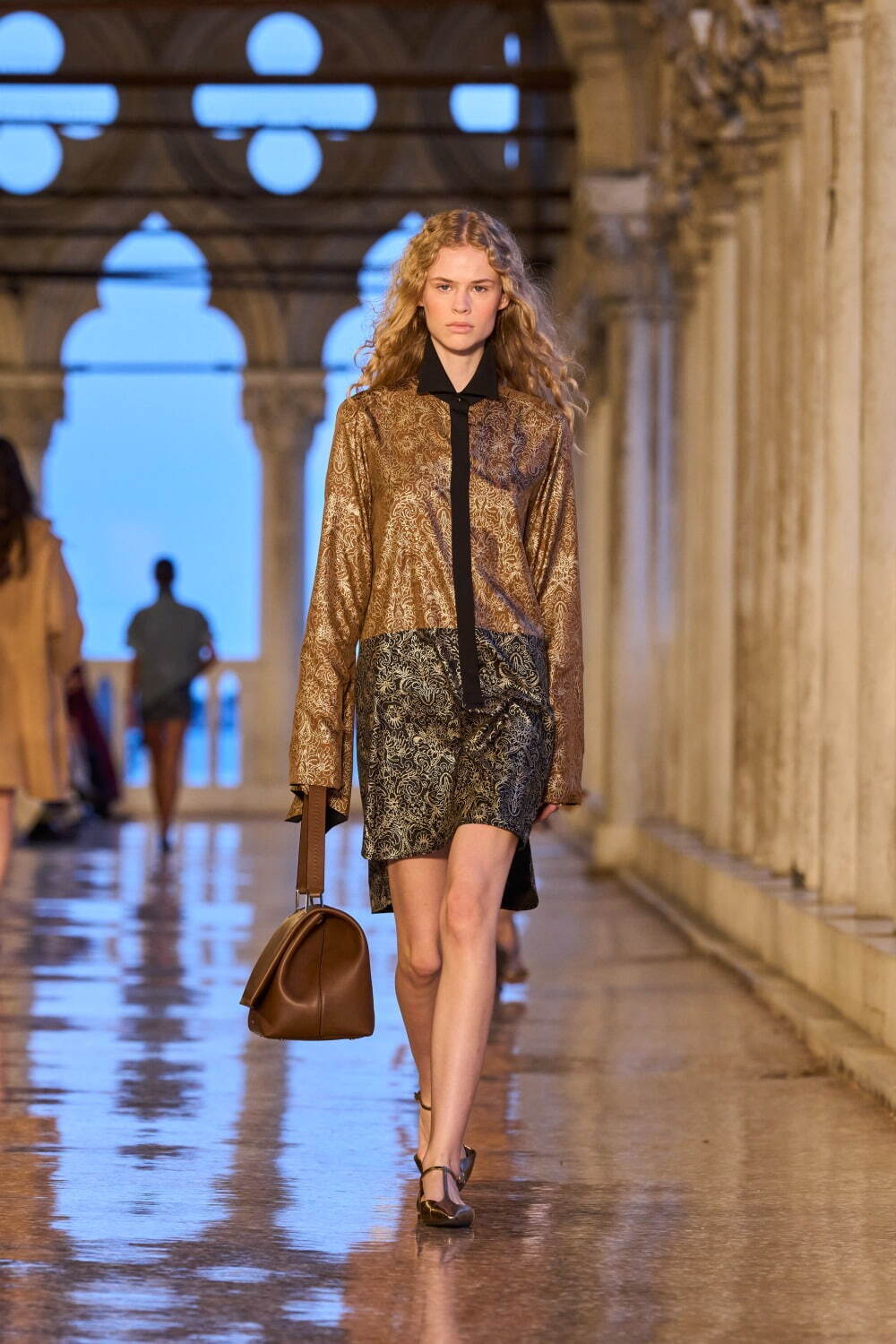 マックスマーラ(Max Mara) 2025年リゾートウィメンズコレクション  - 写真21