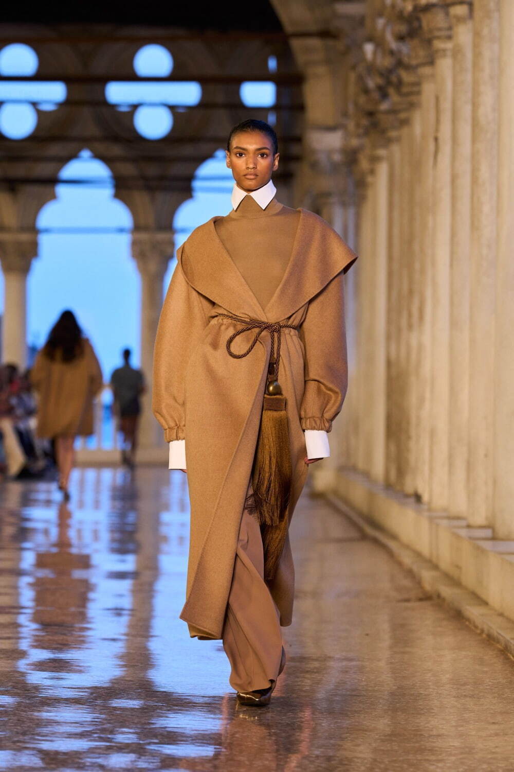 マックスマーラ(Max Mara) 2025年リゾートウィメンズコレクション  - 写真22