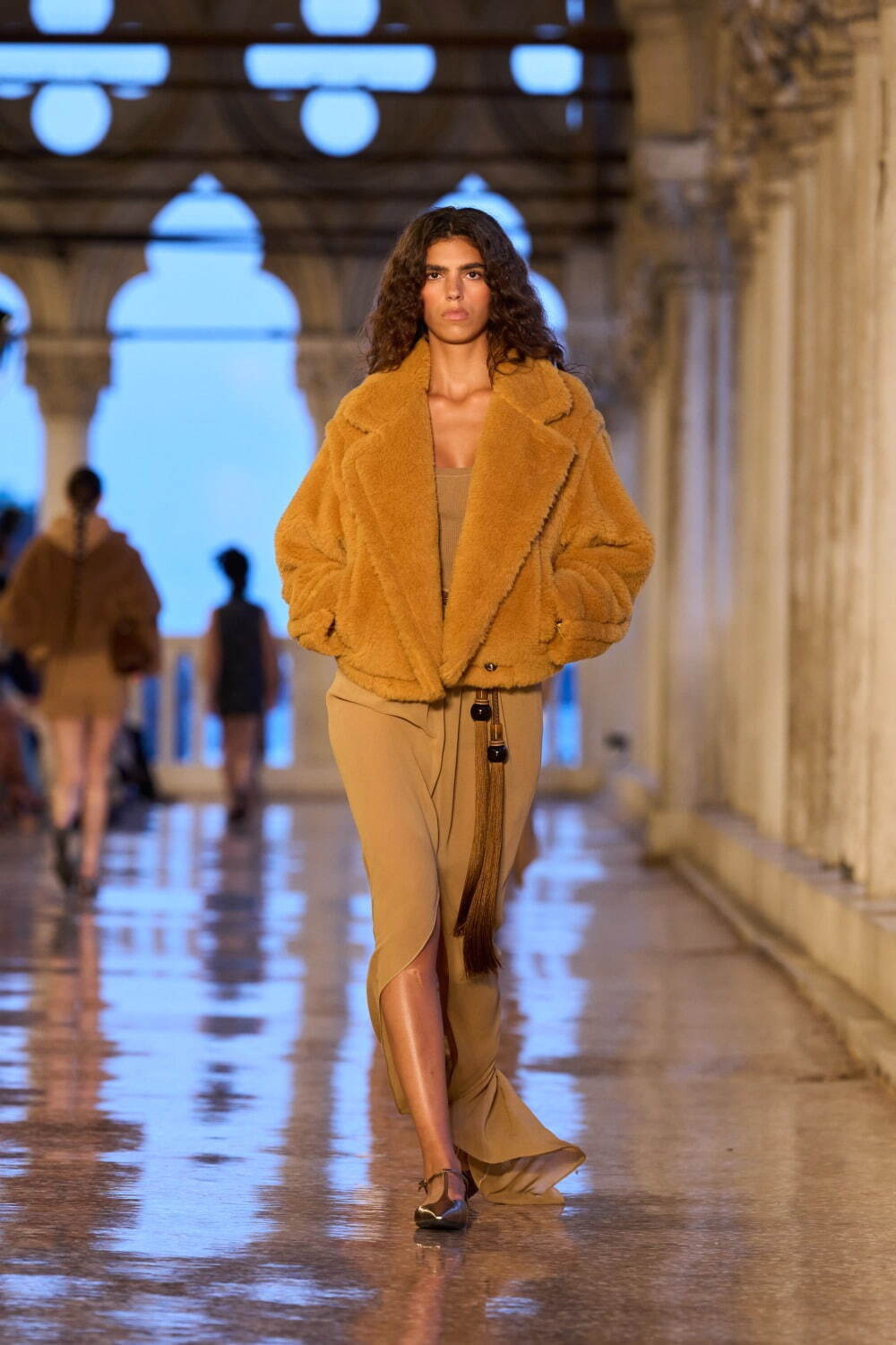 マックスマーラ(Max Mara) 2025年リゾートウィメンズコレクション  - 写真26