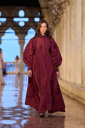 マックスマーラ(Max Mara) 2025年リゾートウィメンズコレクション  - 写真17