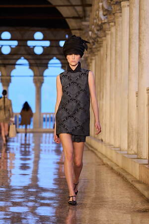 マックスマーラ(Max Mara) 2025年リゾートウィメンズコレクション  - 写真23