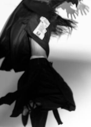 レー(LEH) 2023-24年秋冬ウィメンズ&メンズコレクション  - 写真4