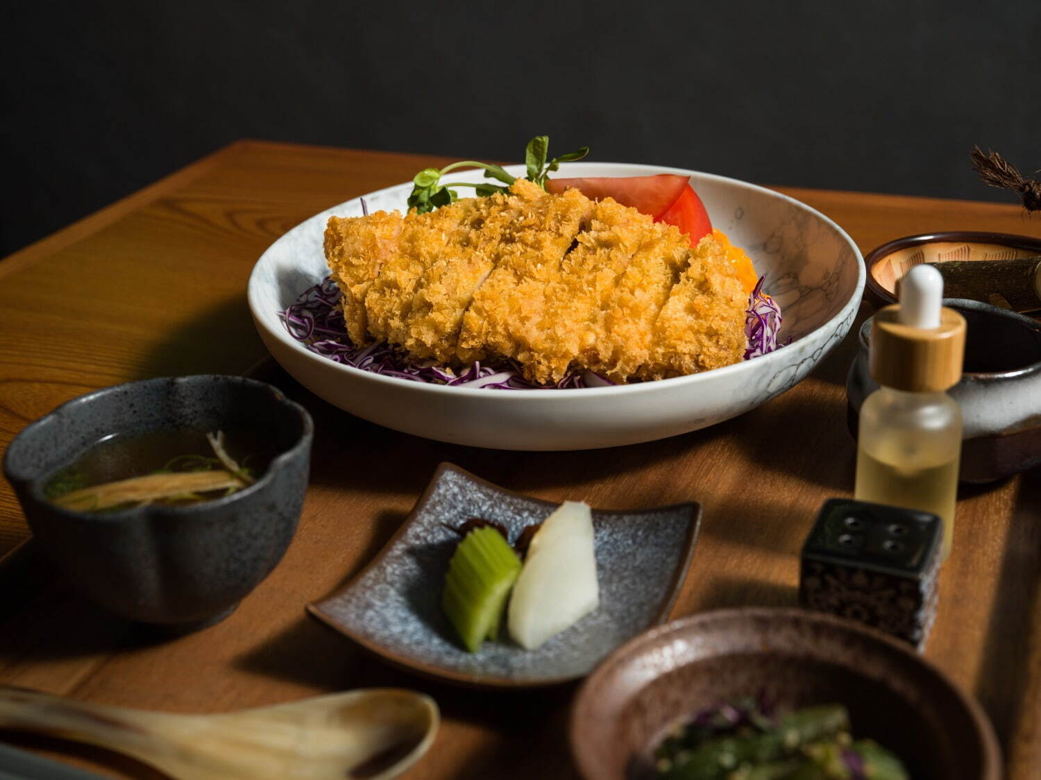 丼とお茶の専門店「ジュアンボール＆ティートーキョー」日本初上陸＆表参道に、至高の鰻ひつまぶしなど｜写真4