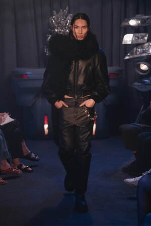 アレキサンダー ワン(alexanderwang) 2024-25年秋冬ウィメンズコレクション  - 写真22