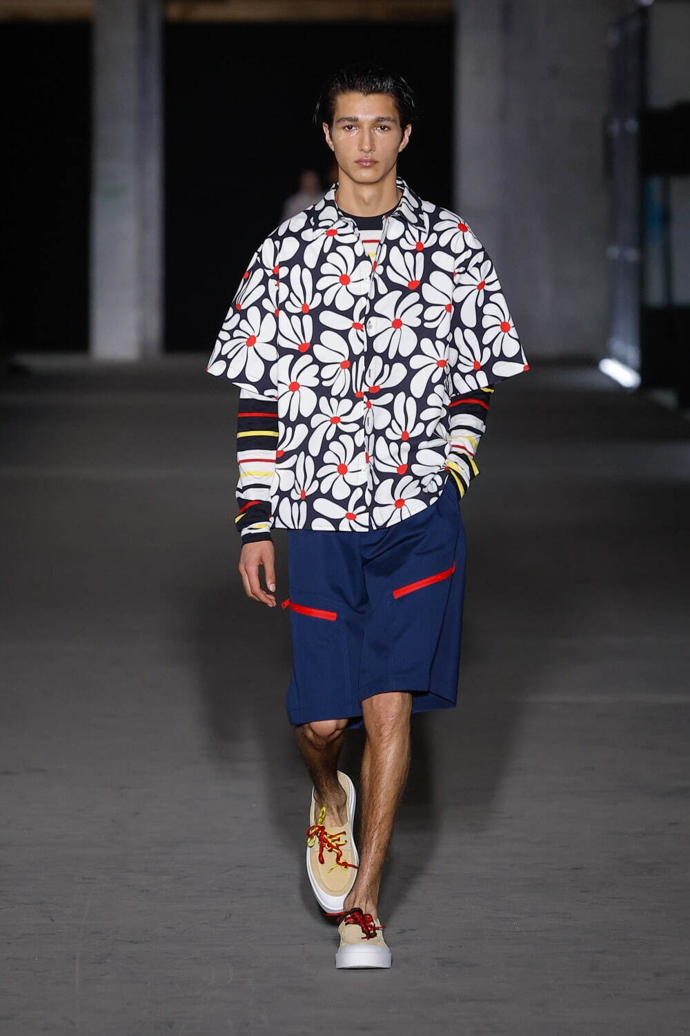 エムエスジーエム(MSGM) 2025年春夏ウィメンズ&メンズコレクション  - 写真9