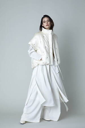 ロゥタス(Rawtus) 2024-25年秋冬ウィメンズコレクション  - 写真12