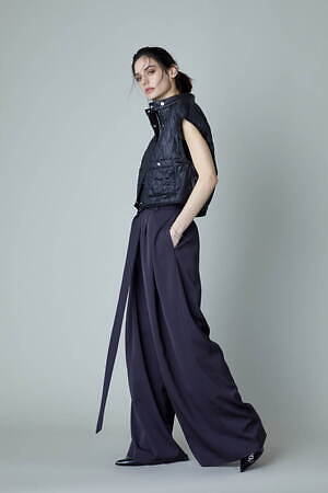 ロゥタス(Rawtus) 2024-25年秋冬ウィメンズコレクション  - 写真54