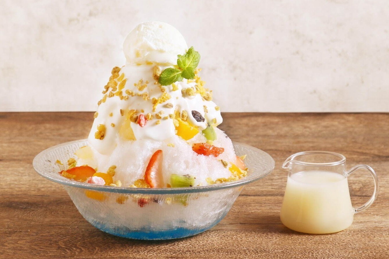 ミュージアムショップ｜スヌーピーミュージアム夏イベント、“スヌーピーのフィギュア入り”氷柱の設置やミルクアイス×杏仁かき氷