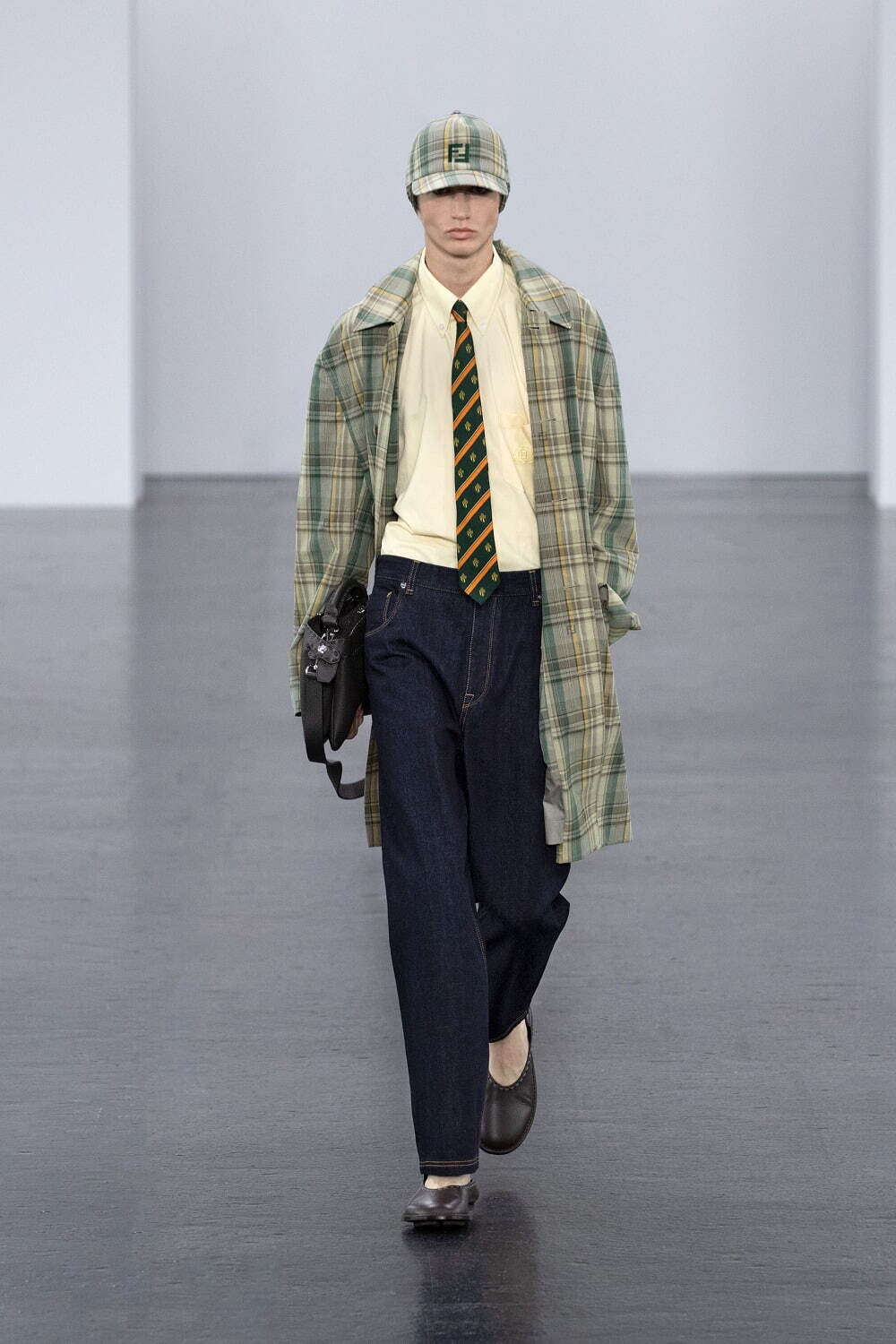 フェンディ 2025年春夏<span>コレクション</span> - 写真21