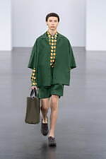 フェンディ 2025年春夏メンズコレクション - 過去と未来をまなざす眼｜写真43