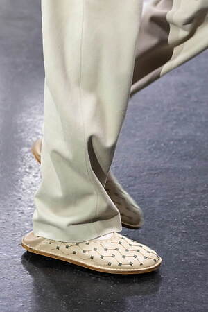 フェンディ 2025年春夏メンズコレクション - 過去と未来をまなざす眼｜写真5