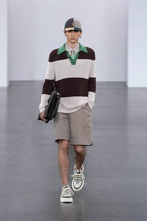 フェンディ 2025年春夏メンズコレクション - 過去と未来をまなざす眼｜写真34