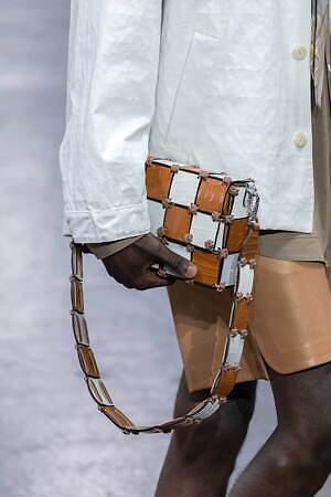 フェンディ 2025年春夏メンズコレクション - 過去と未来をまなざす眼｜写真46