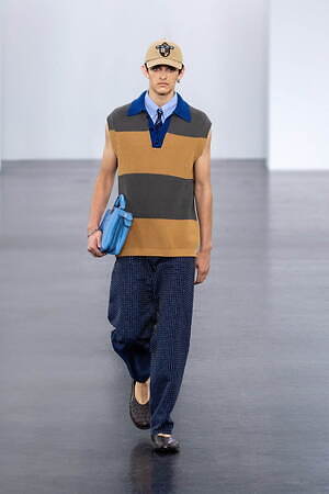 フェンディ 2025年春夏メンズコレクション - 過去と未来をまなざす眼｜写真49