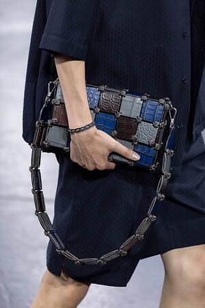 フェンディ 2025年春夏メンズコレクション - 過去と未来をまなざす眼｜写真52