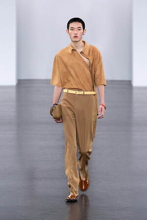 フェンディ 2025年春夏メンズコレクション - 過去と未来をまなざす眼｜写真71