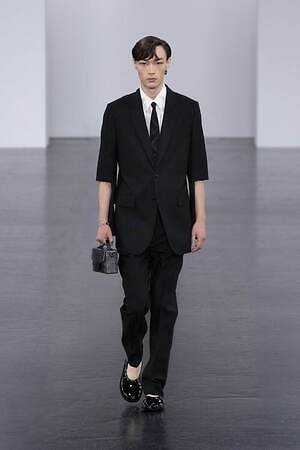 フェンディ 2025年春夏メンズコレクション - 過去と未来をまなざす眼｜写真114