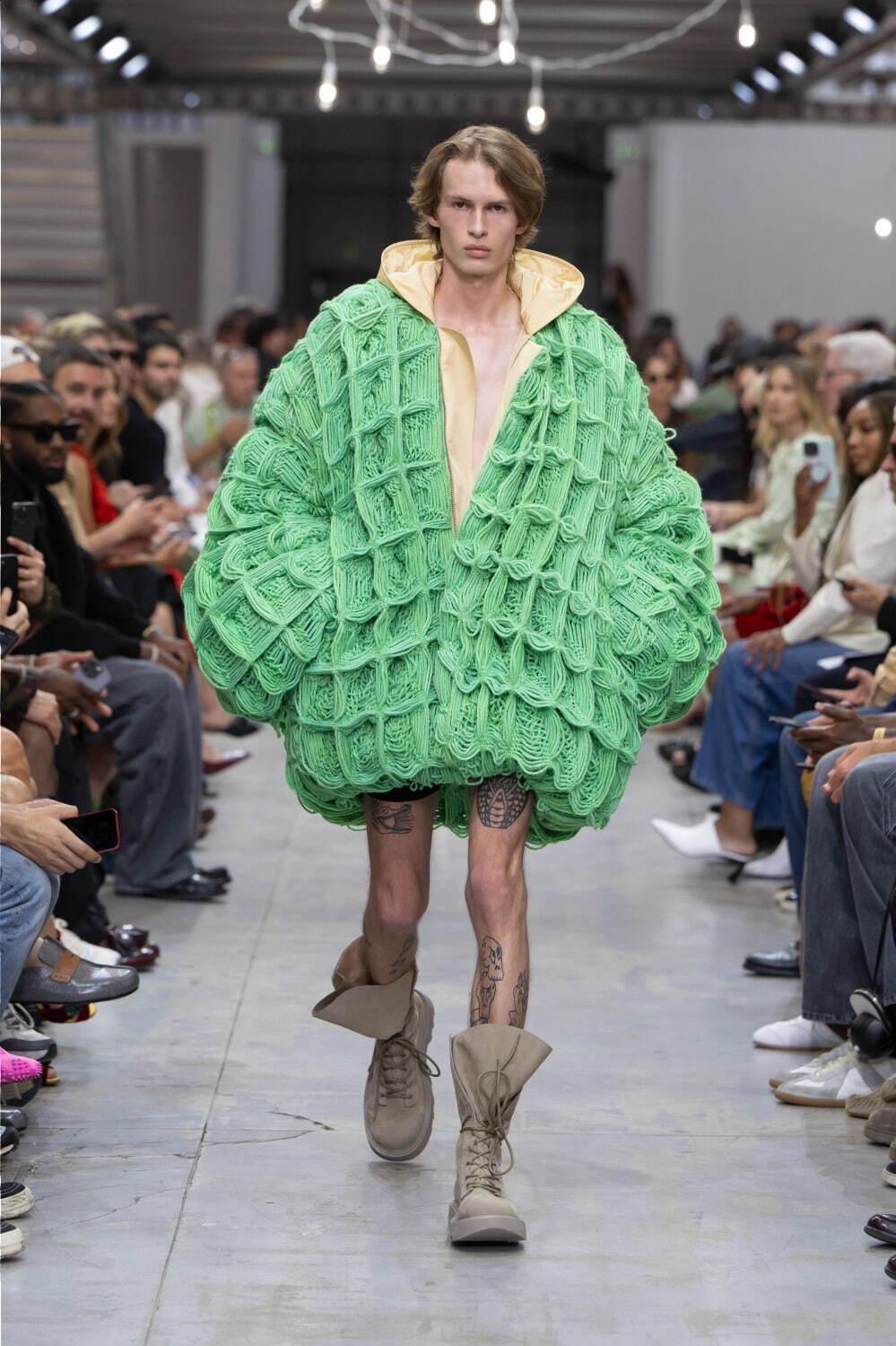 JW アンダーソン(JW Anderson) 2025年春夏ウィメンズ&メンズコレクション  - 写真7