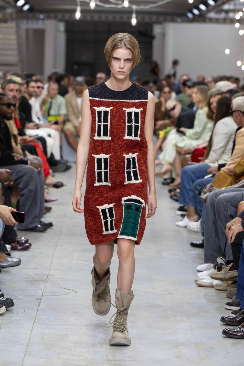 JW アンダーソン(JW Anderson) 2025年春夏ウィメンズ&メンズコレクション  - 写真46