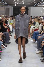 JW アンダーソン 2025年春夏メンズ＆ウィメンズコレクション - 夢、不可能な物事の経験｜写真5