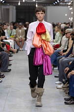 JW アンダーソン 2025年春夏メンズ＆ウィメンズコレクション - 夢、不可能な物事の経験｜写真21