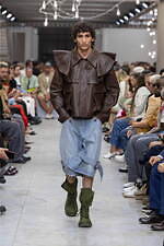 JW アンダーソン 2025年春夏メンズ＆ウィメンズコレクション - 夢、不可能な物事の経験｜写真52