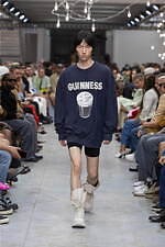 JW アンダーソン 2025年春夏メンズ＆ウィメンズコレクション - 夢、不可能な物事の経験｜写真53