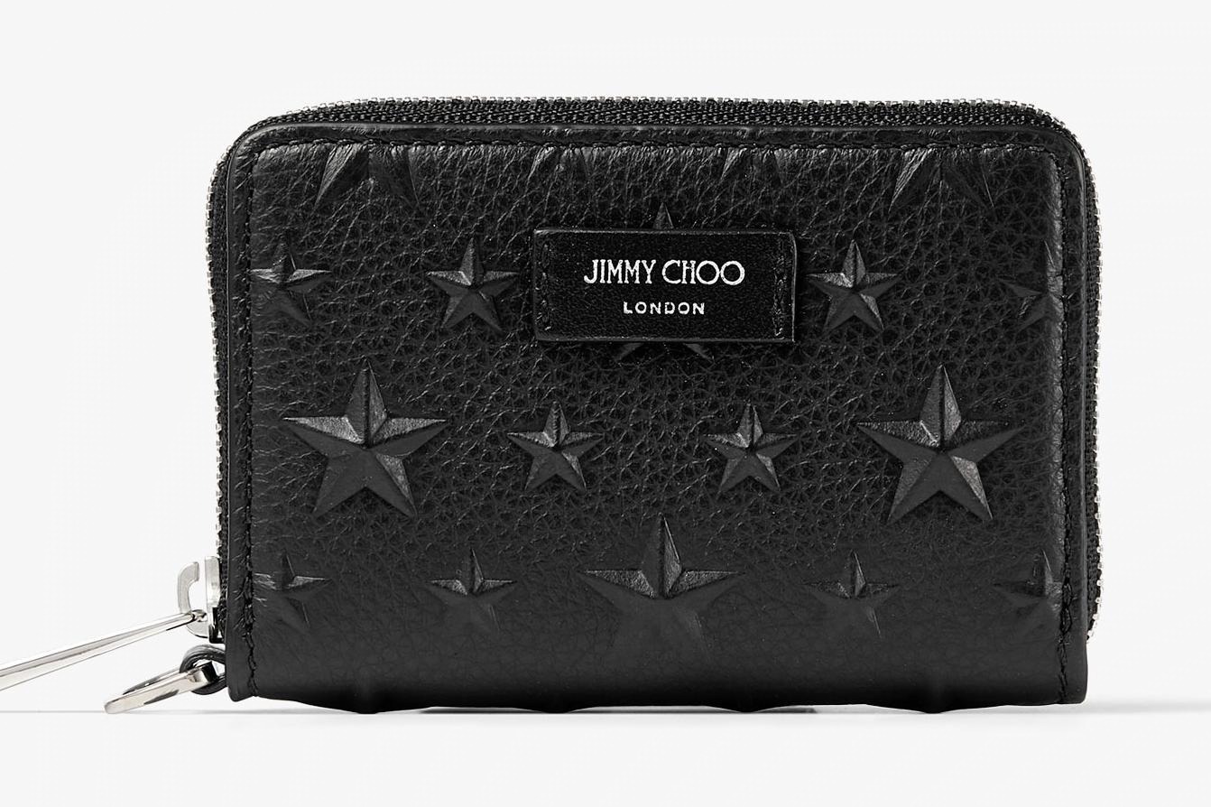 ジミー チュウより“スター”のエンボス加工施したメンズトート