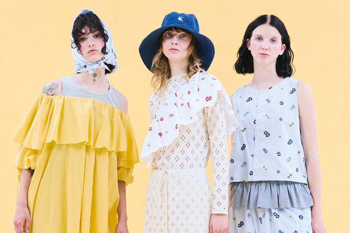 ロドリリオン 2025年春夏コレクション、60年代の女優たちやバービー人形からインスパイア