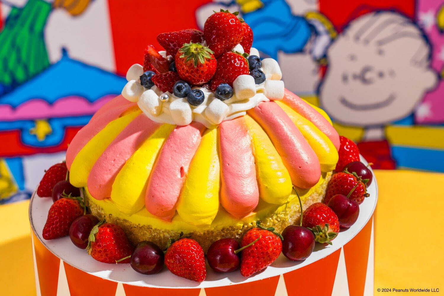 ヒルトン広島「PEANUTS」スヌーピーのカーニバル着想スイーツビュッフェ、サーカステントや虹色ケーキなど｜写真9