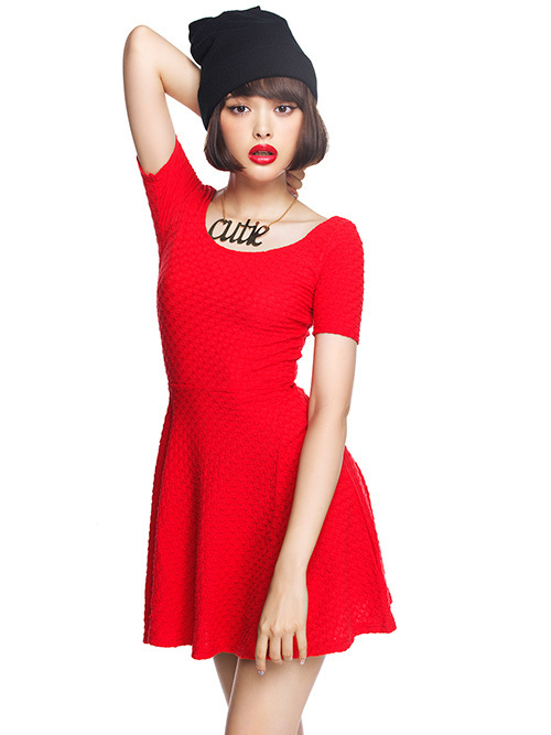 玉城ティナがH&Mジャパンの2014年夏のファッション・アンバサダーに！ | 写真