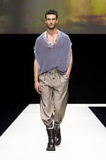 エンポリオ アルマーニ 2025年春夏メンズコレクション - 広がる自然の開放感｜写真14