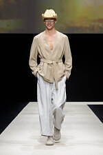 エンポリオ アルマーニ 2025年春夏メンズコレクション - 広がる自然の開放感｜写真41