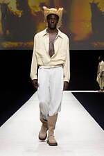 エンポリオ アルマーニ 2025年春夏メンズコレクション - 広がる自然の開放感｜写真63