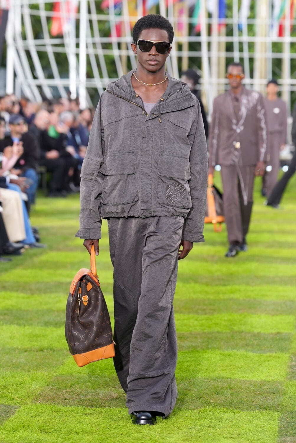 ルイ・ヴィトン(LOUIS VUITTON) 2025年春夏メンズコレクション  - 写真47