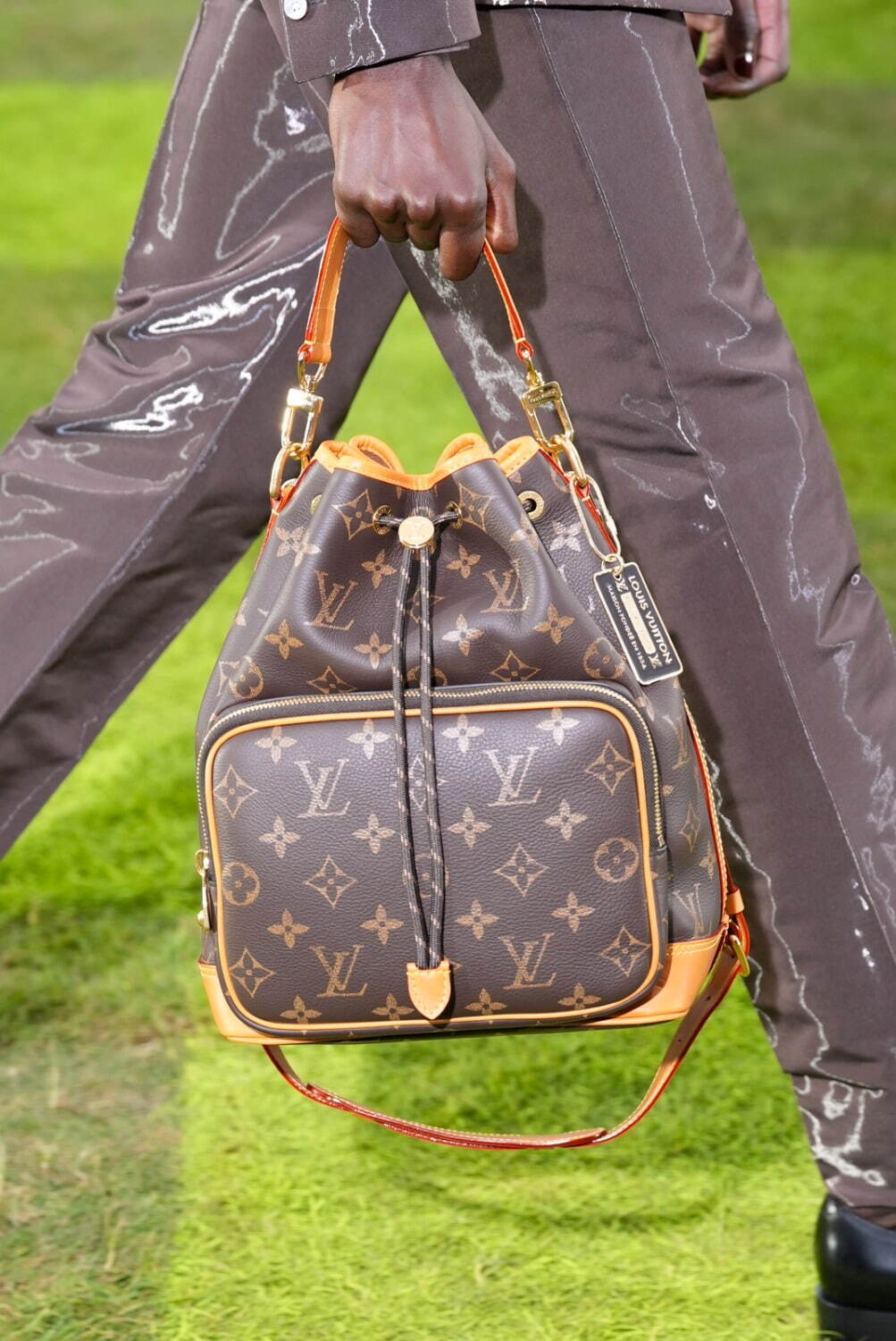 ルイ・ヴィトン(LOUIS VUITTON) 2025年春夏メンズコレクション  - 写真51