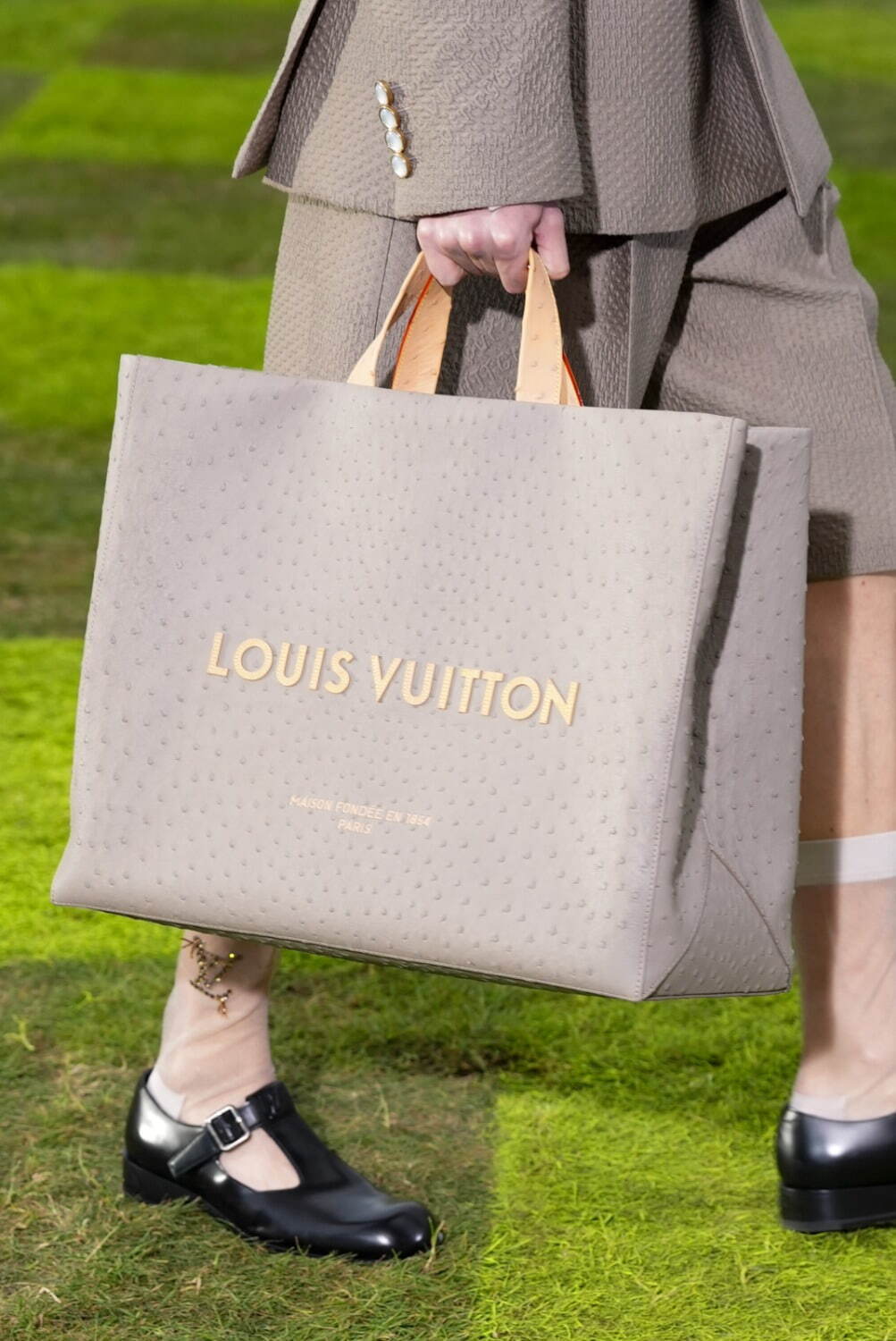 ルイ・ヴィトン(LOUIS VUITTON) 2025年春夏メンズコレクション  - 写真112